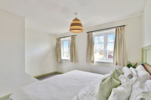 Photo 18- click for photo gallery